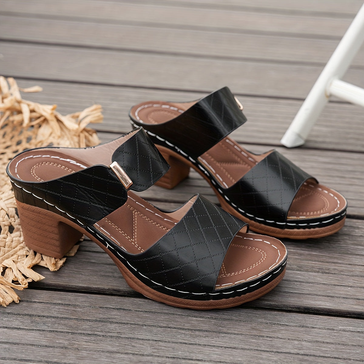 Women's Flat Sandals