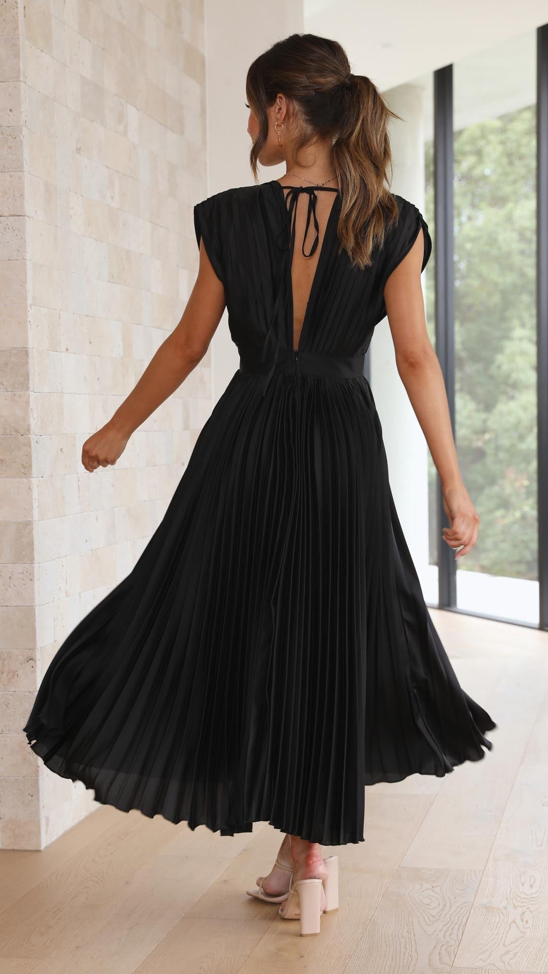 Women's Pleated Formal Evening Maxi Dress