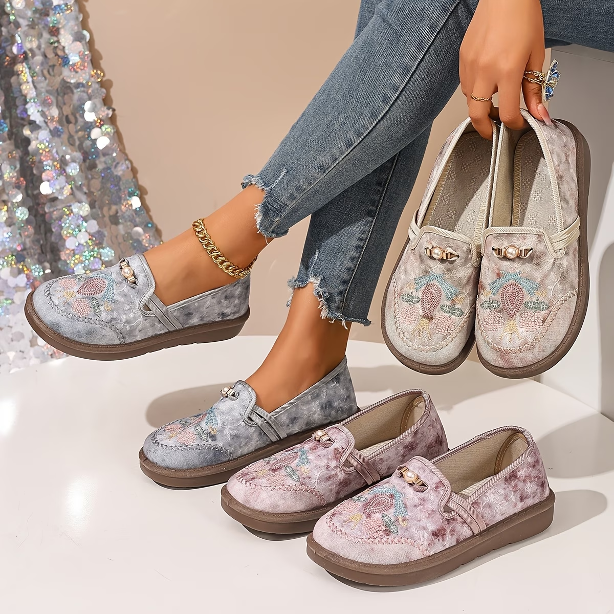Women's Embroidered Floral Loafers