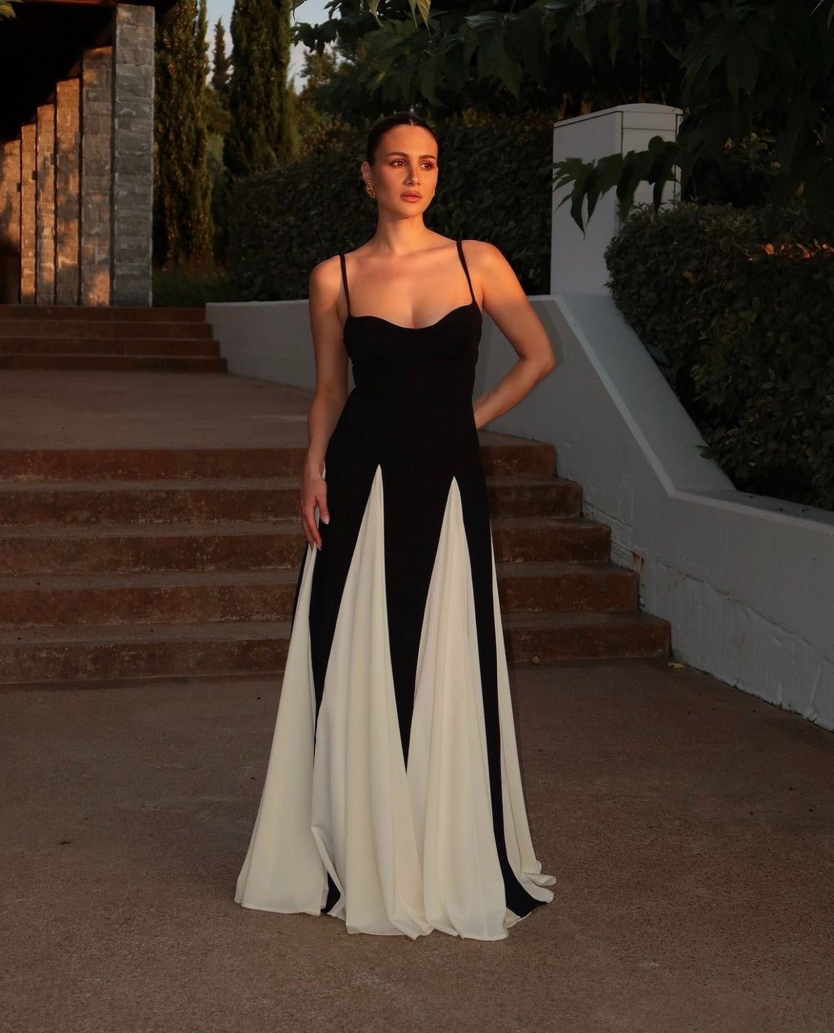 Women's Lace Wedding Guest Maxi Dress