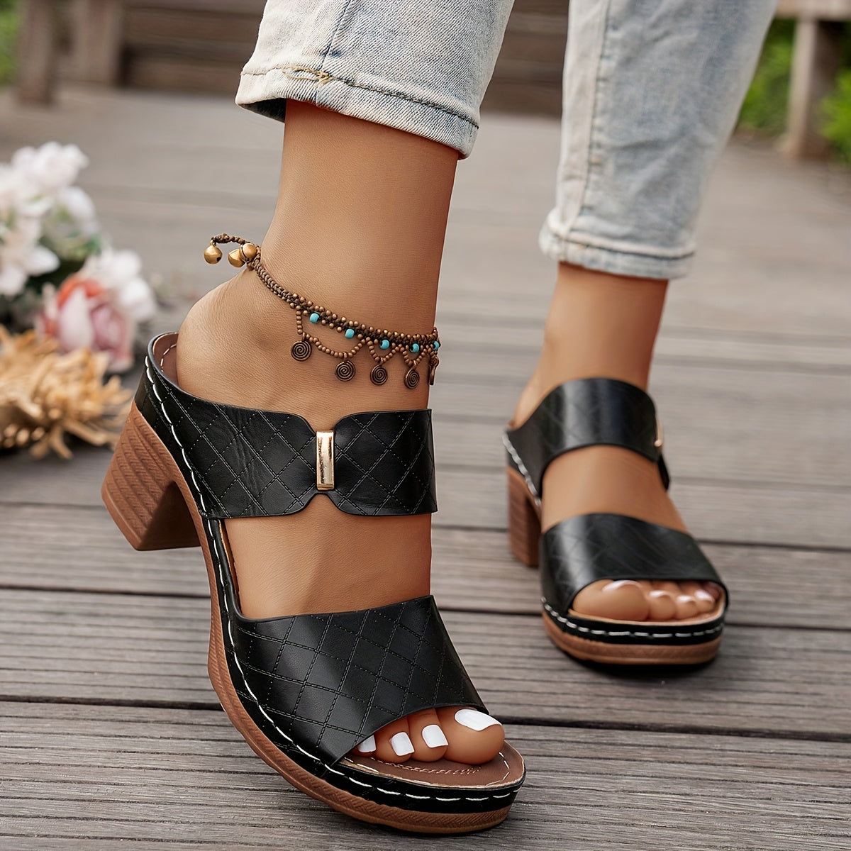 Women's Flat Sandals