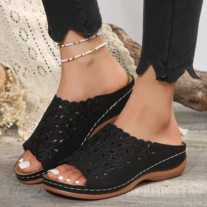 Women's Flat Sandals