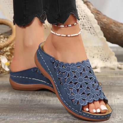 Women's Flat Sandals