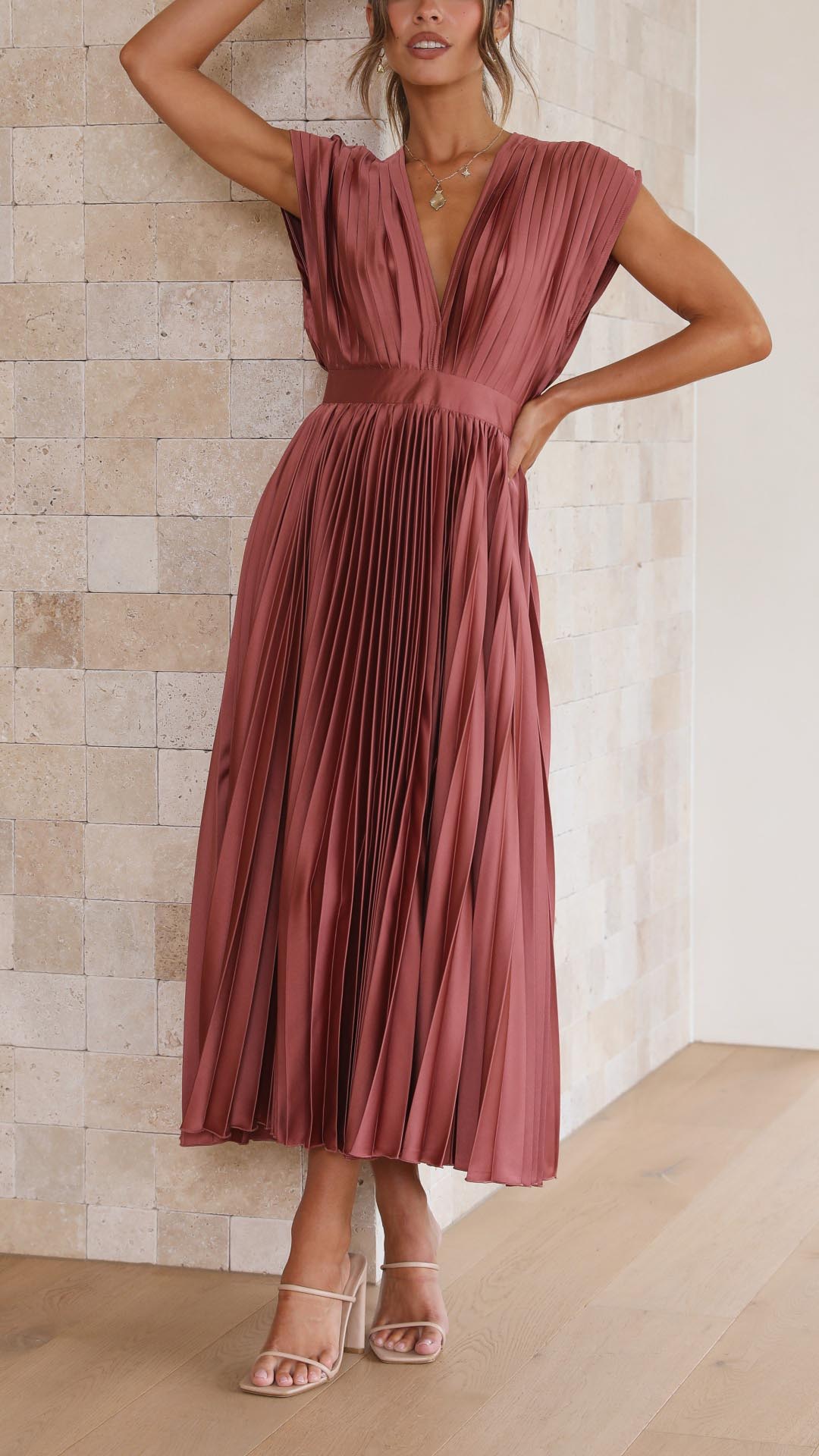Women's Pleated Formal Evening Maxi Dress