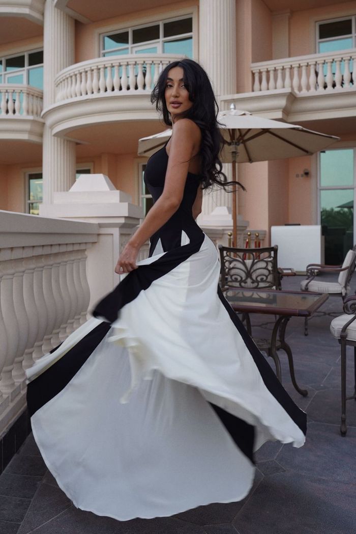 Women's Lace Wedding Guest Maxi Dress
