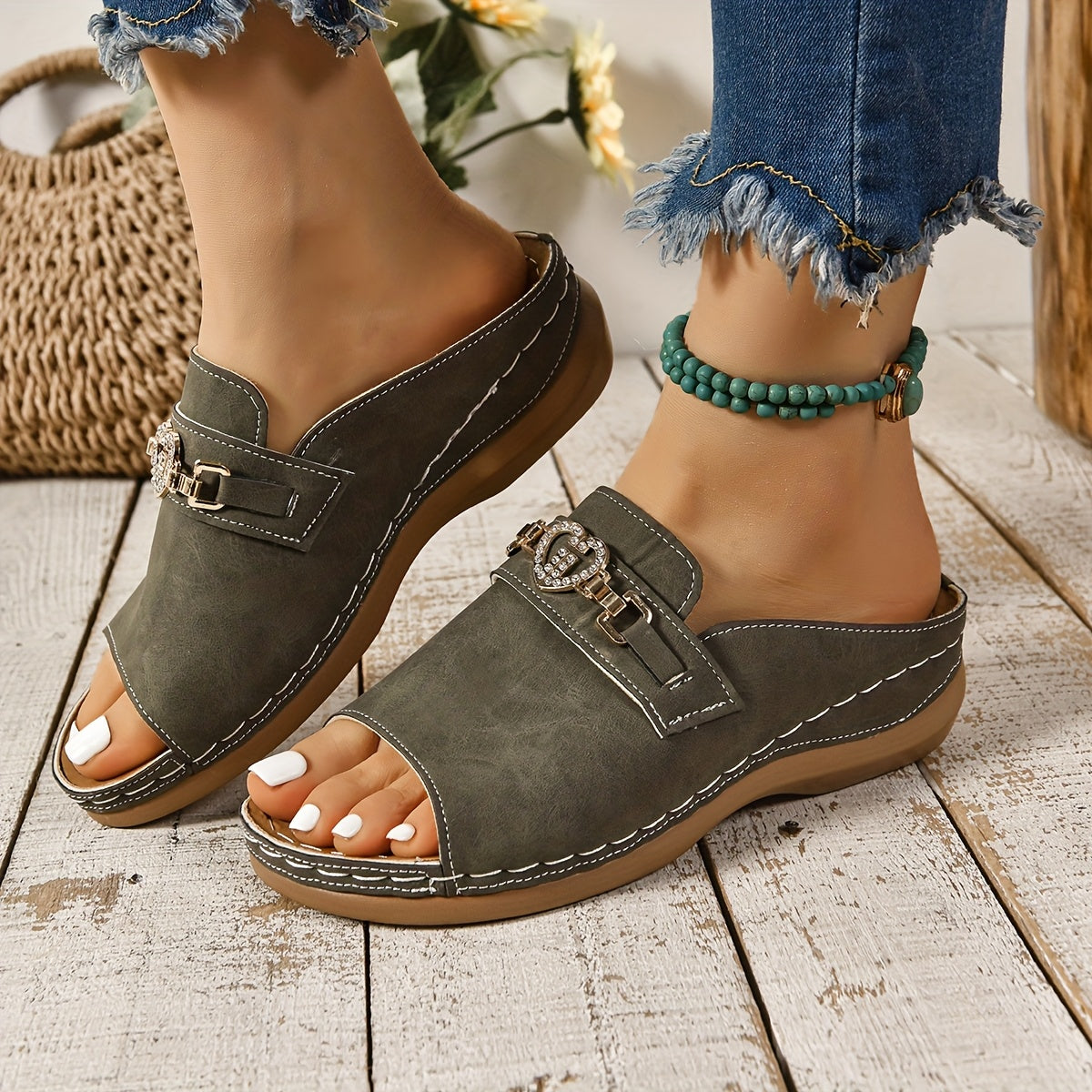 Women's Adjustable Flat Sandals